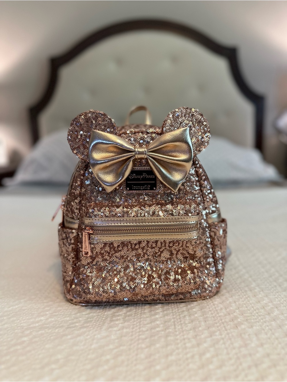 ✨ Loungefly Disney Parks Minnie Mouse Rose Gold Sequin Mini Backpack ✨